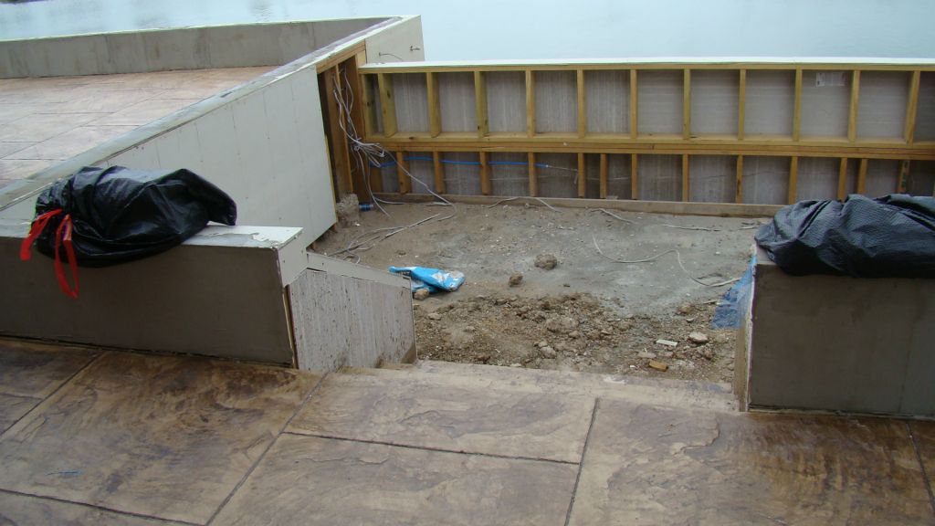 OUTDOOR KITCHEN DESIGN BUILD by E B SMITH